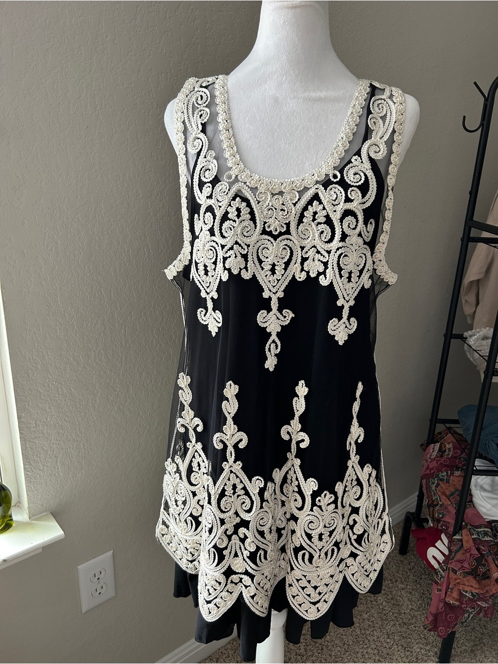 PRETTY ANGEL Silk Black Cream Lace Sheer Overlay Mini Dress Size XL - Picture 2 of 10